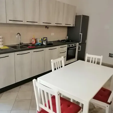 Civico 6, San Benedetto Apartment LʼAquila