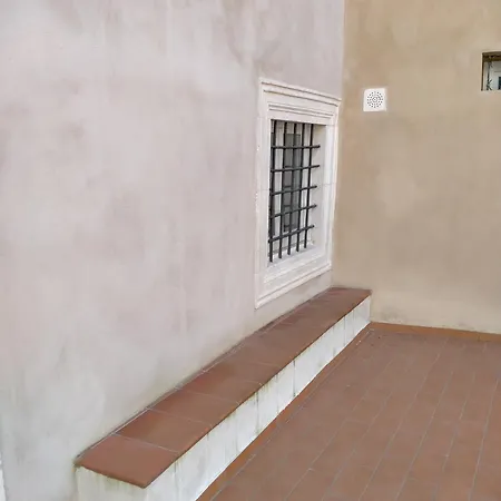 Civico 6, San Benedetto LʼAquila